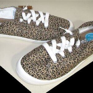 NEW Mad Love Women's Leopard Print Lennie Lace Up Canvas Sneakers sz 9